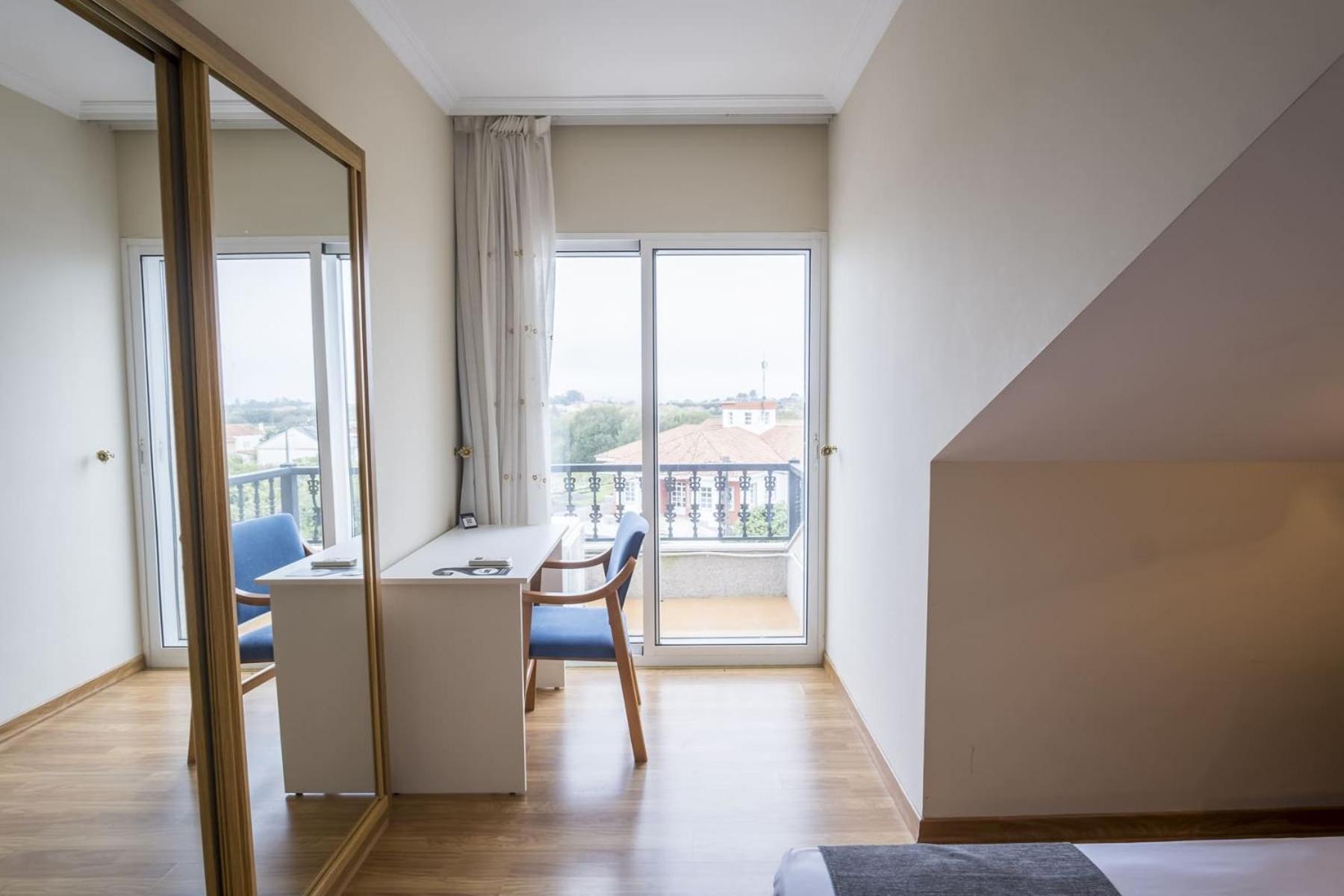 Alda Alpina Hotel Villanueva De Arosa Luaran gambar
