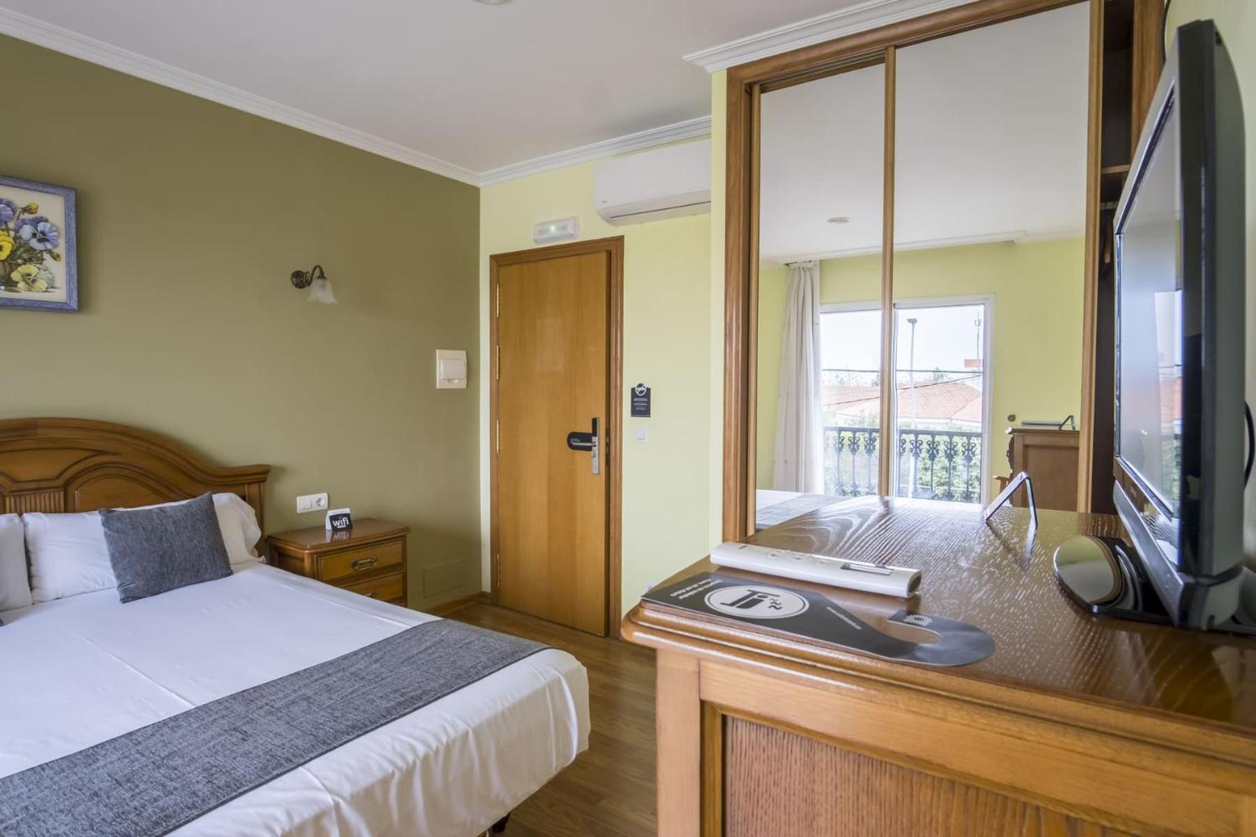 Alda Alpina Hotel Villanueva De Arosa Luaran gambar
